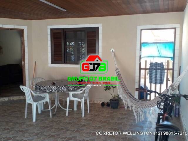 Casa para Venda em São José dos Campos - 2