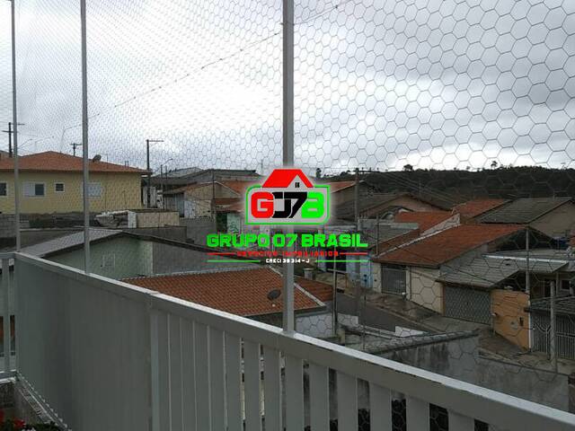 Casa para Venda em São José dos Campos - 3