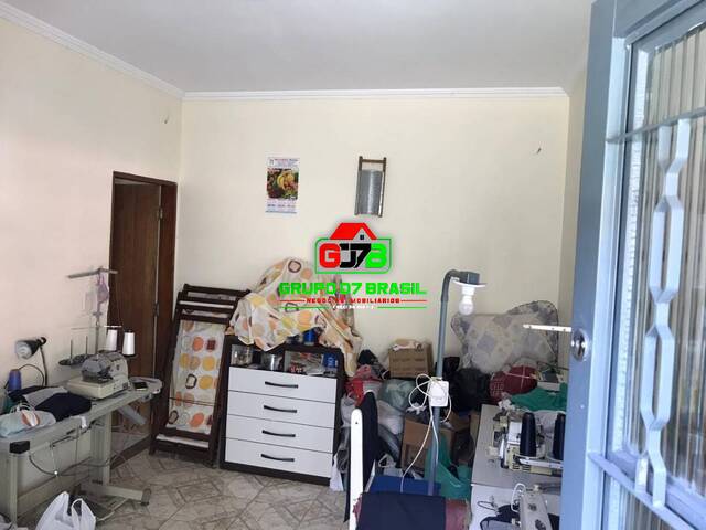 Casa para Venda em São José dos Campos - 2