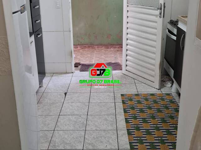 Casa para Venda em São José dos Campos - 5