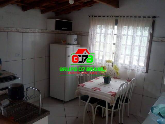 Casa para Venda em São José dos Campos - 3