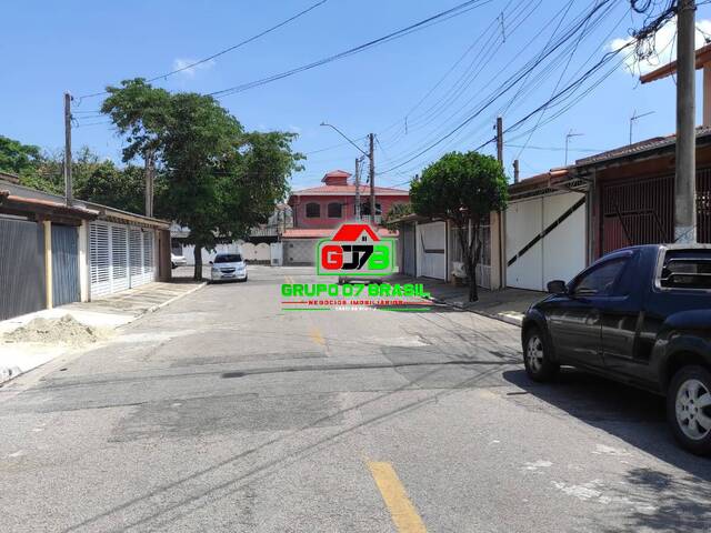 Casa para Venda em São José dos Campos - 4