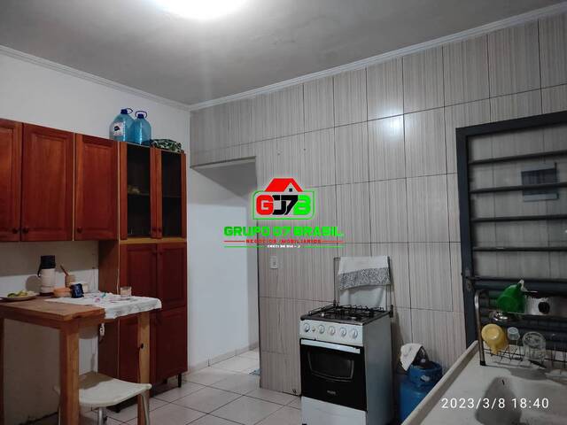 Casa para Venda em São José dos Campos - 3