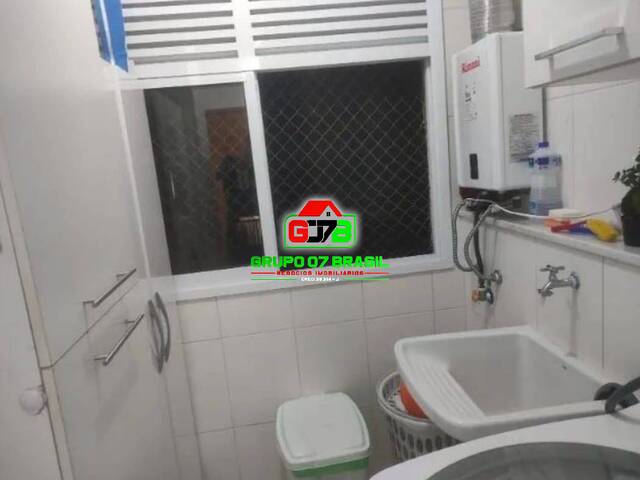 Apartamento para Venda em São José dos Campos - 2