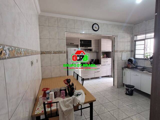 Casa para Venda em São José dos Campos - 2