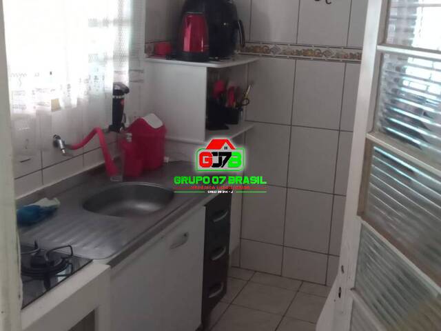 Casa para Venda em São José dos Campos - 4