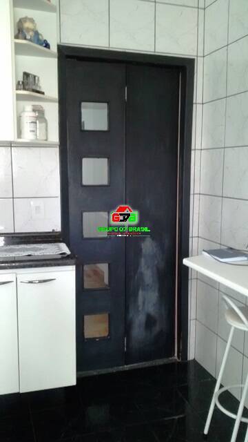 Sobrado à venda com 2 quartos, 250m² - Foto 21