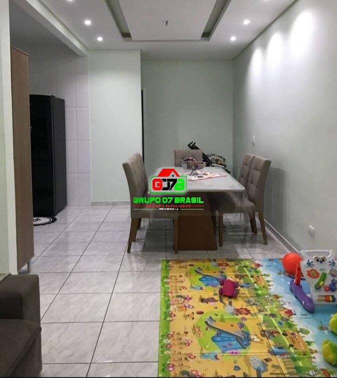 Casa à venda com 3 quartos, 140m² - Foto 1