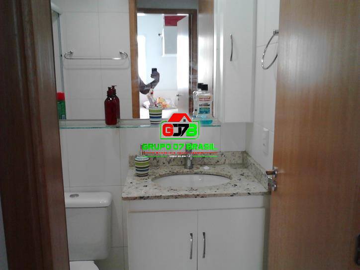 Apartamento à venda com 3 quartos, 83m² - Foto 12