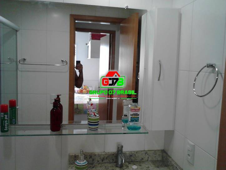 Apartamento à venda com 3 quartos, 83m² - Foto 3