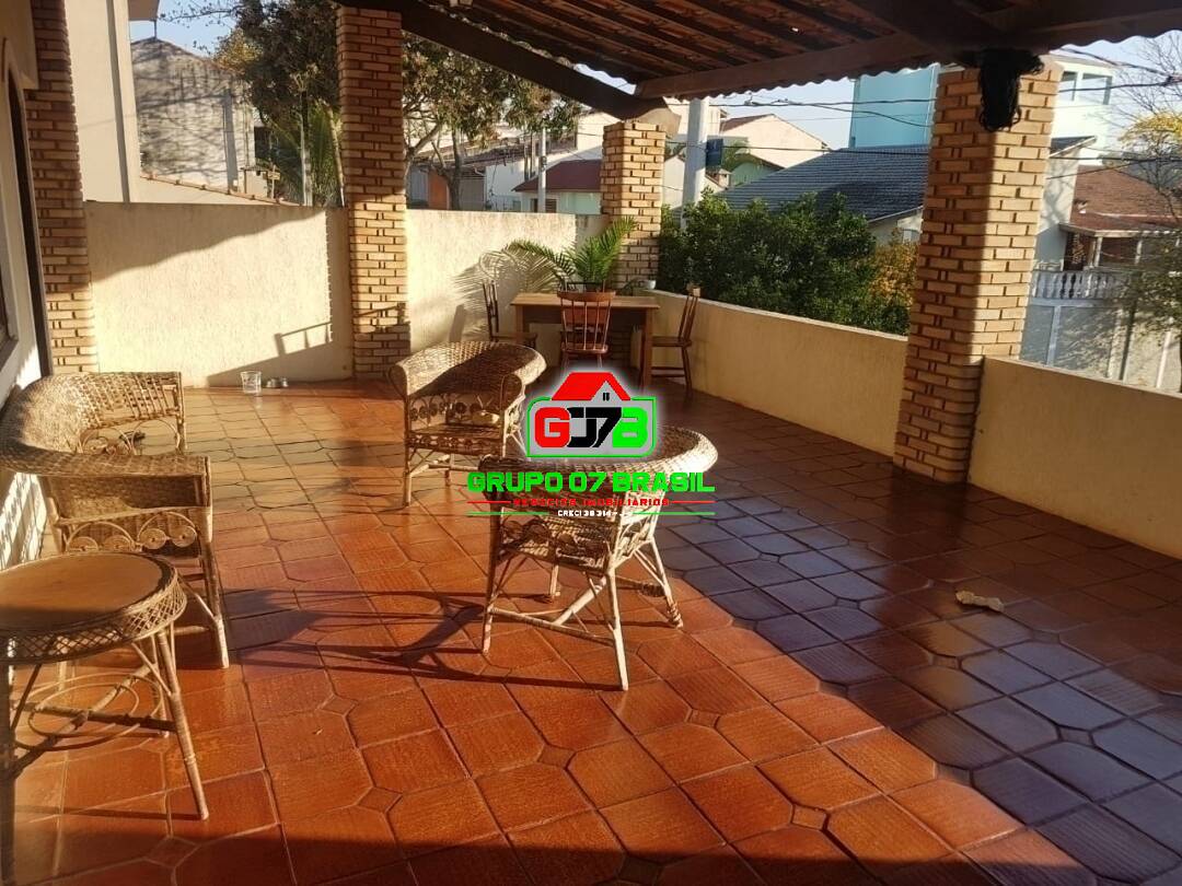 Casa à venda com 2 quartos, 250m² - Foto 27