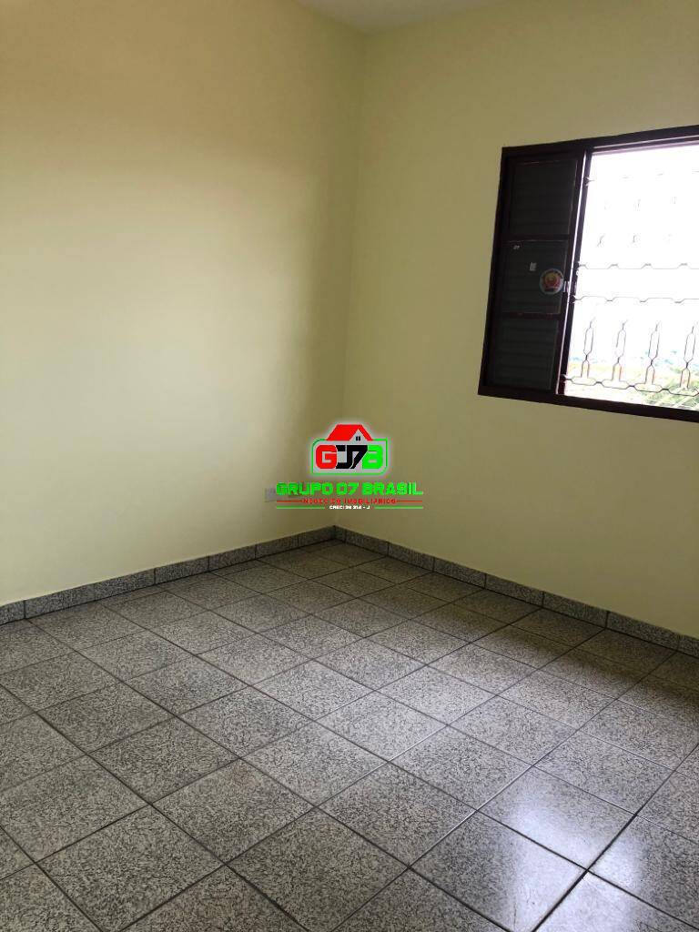 Casa à venda com 2 quartos, 80m² - Foto 17