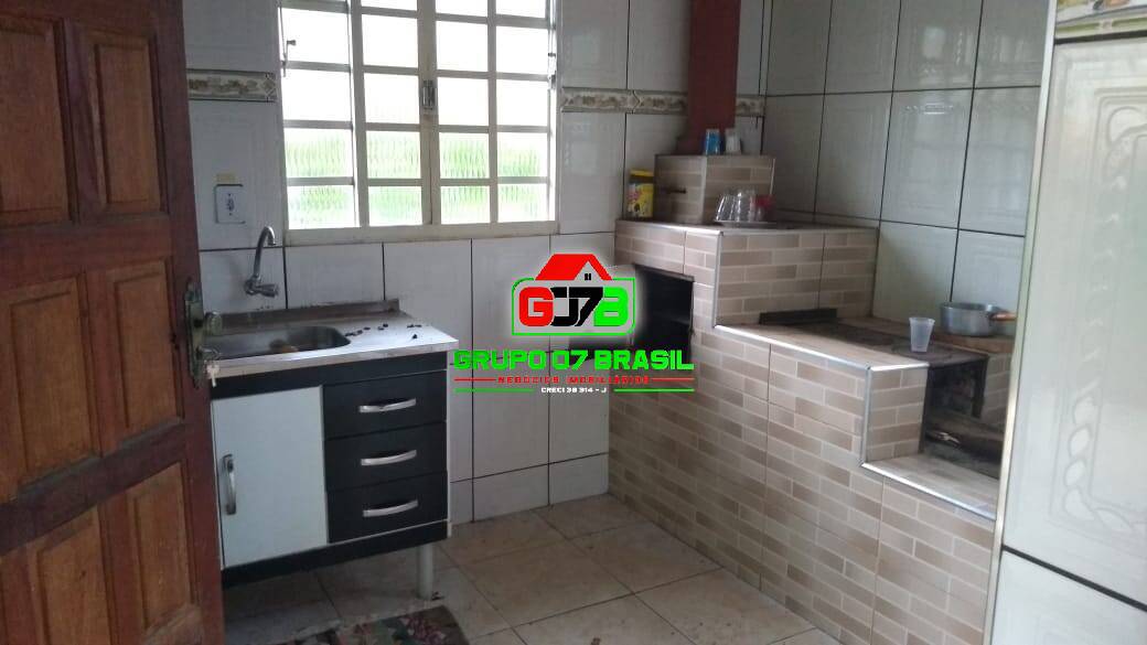 Fazenda à venda com 2 quartos, 60m² - Foto 3