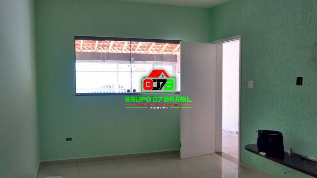 Casa à venda com 3 quartos, 175m² - Foto 2