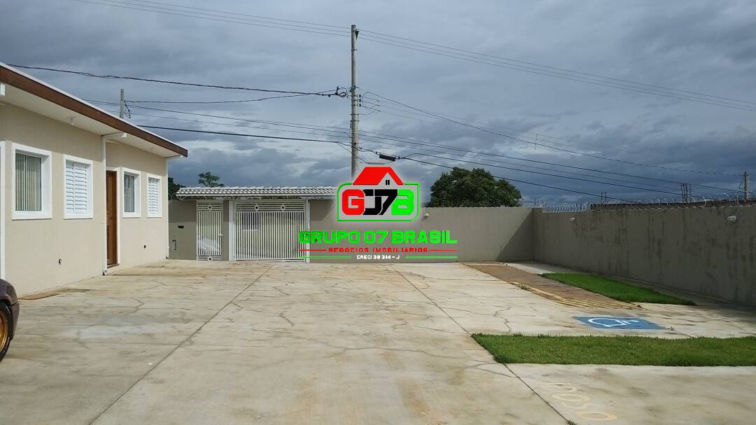 Prédio Inteiro à venda com 2 quartos, 53m² - Foto 2