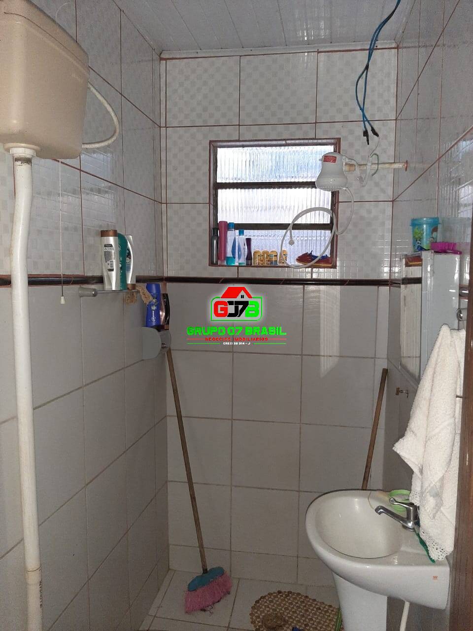 Casa à venda com 3 quartos, 300m² - Foto 2