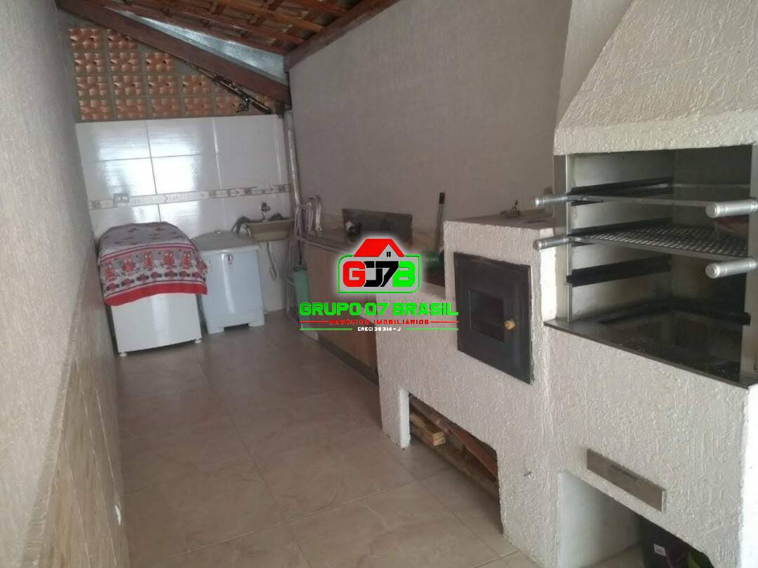 Casa à venda com 2 quartos, 152m² - Foto 2