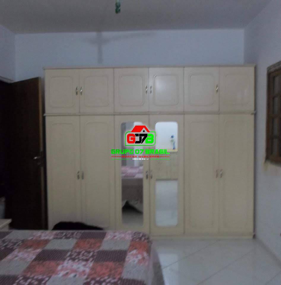 Casa à venda com 3 quartos, 250m² - Foto 6