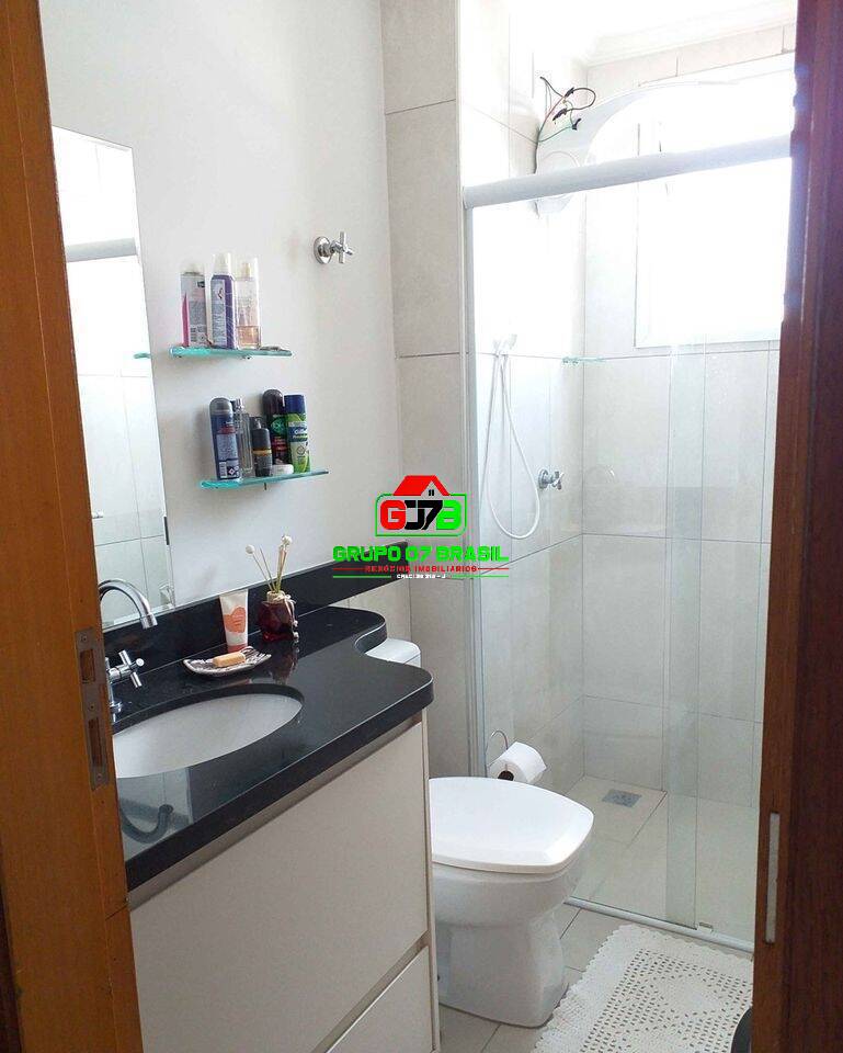 Apartamento à venda com 2 quartos, 83m² - Foto 2