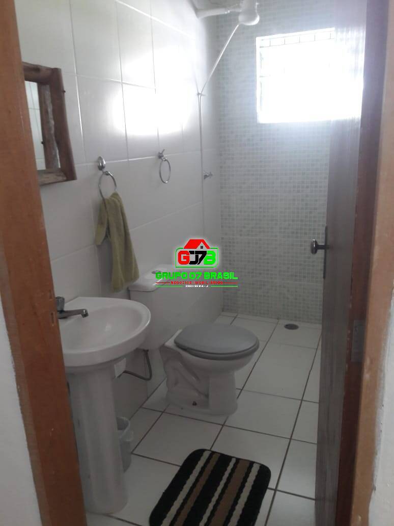 Casa à venda com 2 quartos, 250m² - Foto 12