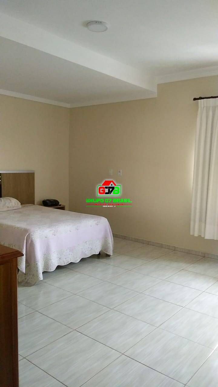 Casa à venda com 4 quartos, 150m² - Foto 15