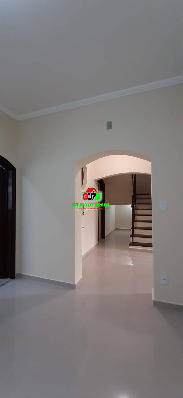 Sobrado à venda e aluguel com 3 quartos, 204m² - Foto 23