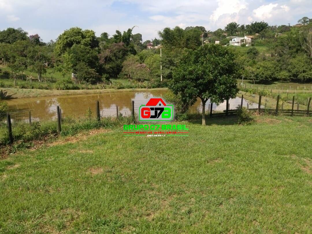 Fazenda à venda com 1 quarto, 42000m² - Foto 1