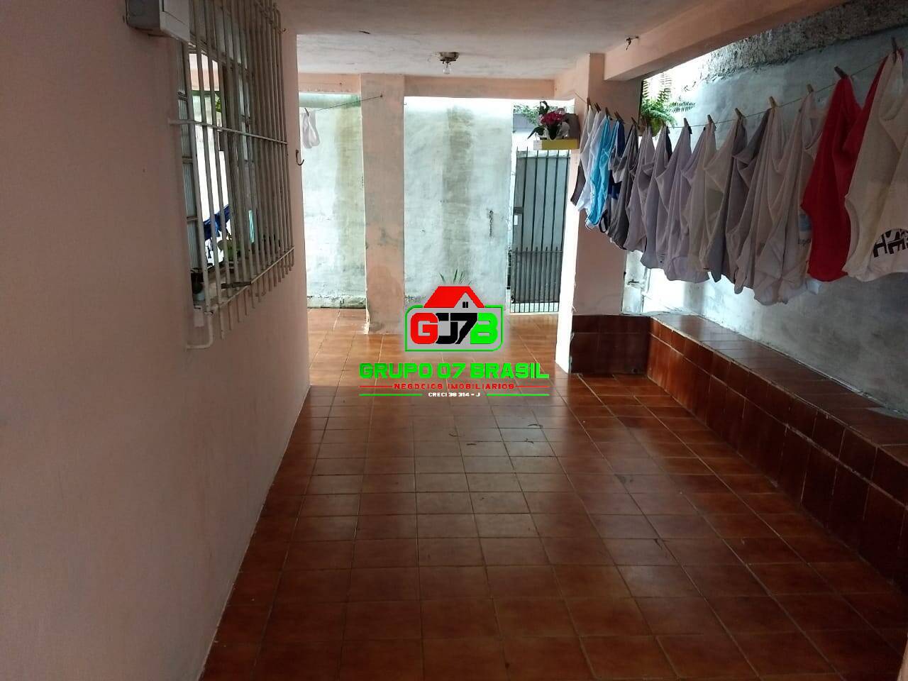 Casa à venda com 3 quartos, 140m² - Foto 1