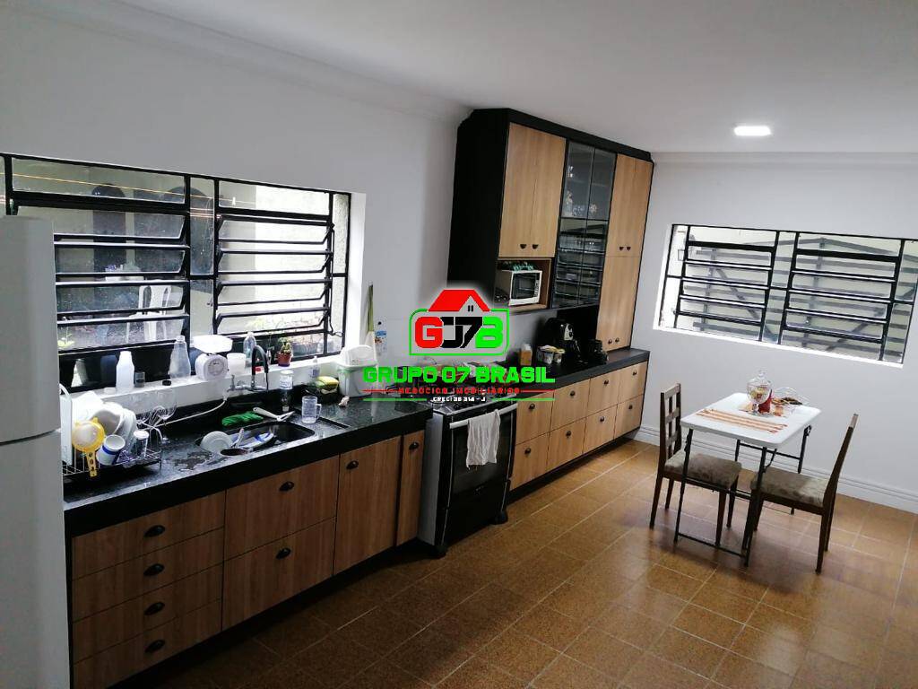 Sobrado à venda com 3 quartos, 200m² - Foto 7