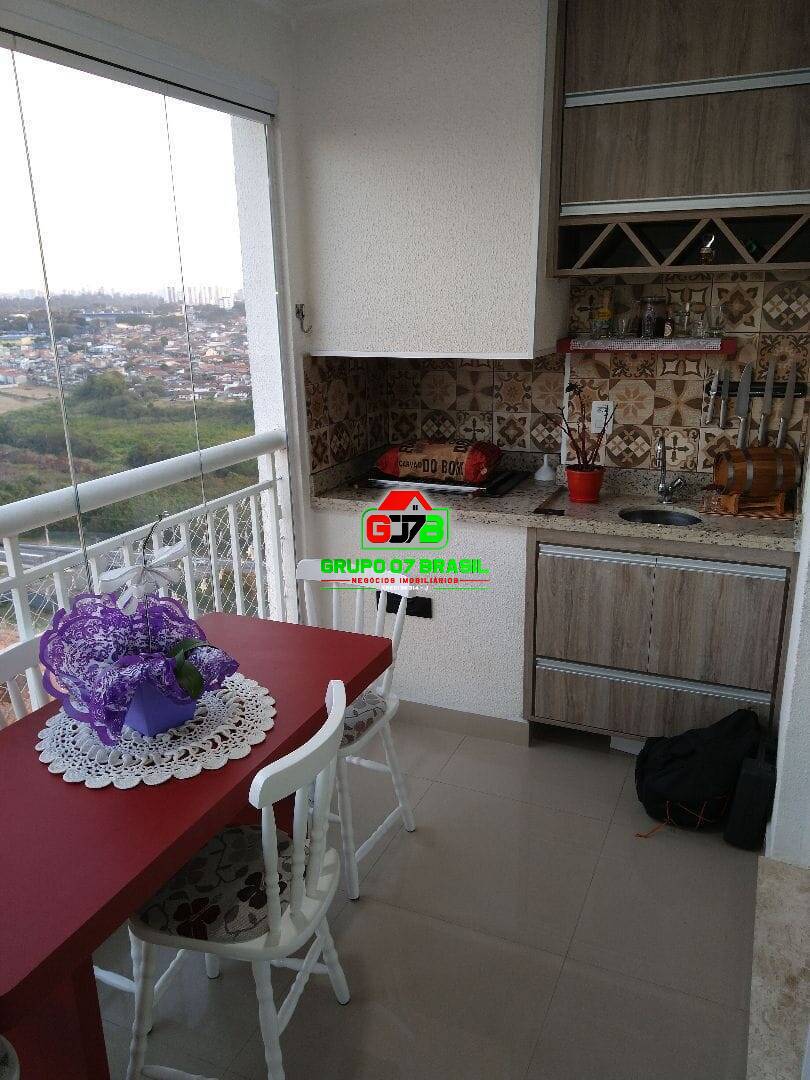 Apartamento à venda com 3 quartos, 99m² - Foto 1