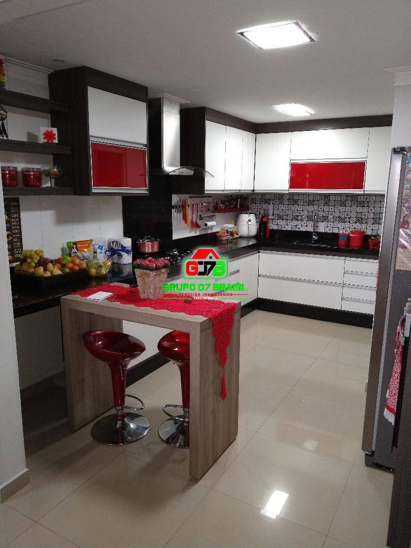 Apartamento à venda com 3 quartos, 99m² - Foto 4