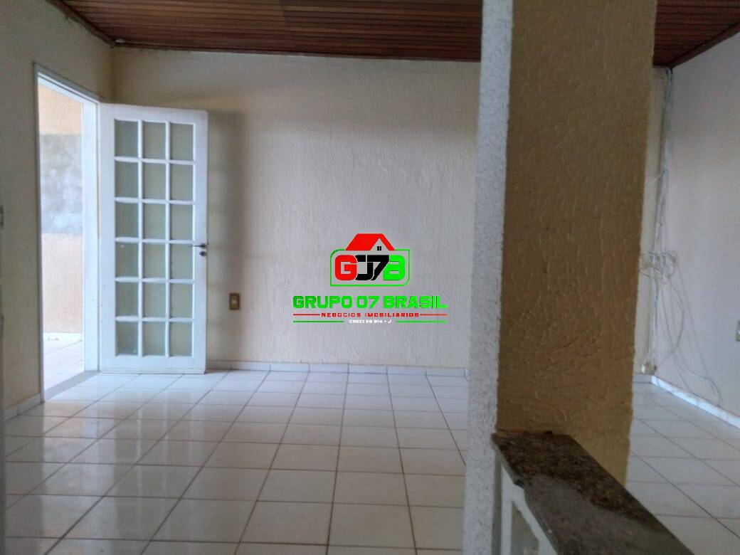 Sobrado à venda com 6 quartos, 200m² - Foto 29