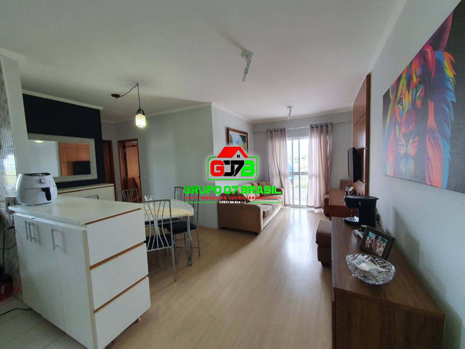 Apartamento à venda com 2 quartos, 64m² - Foto 4