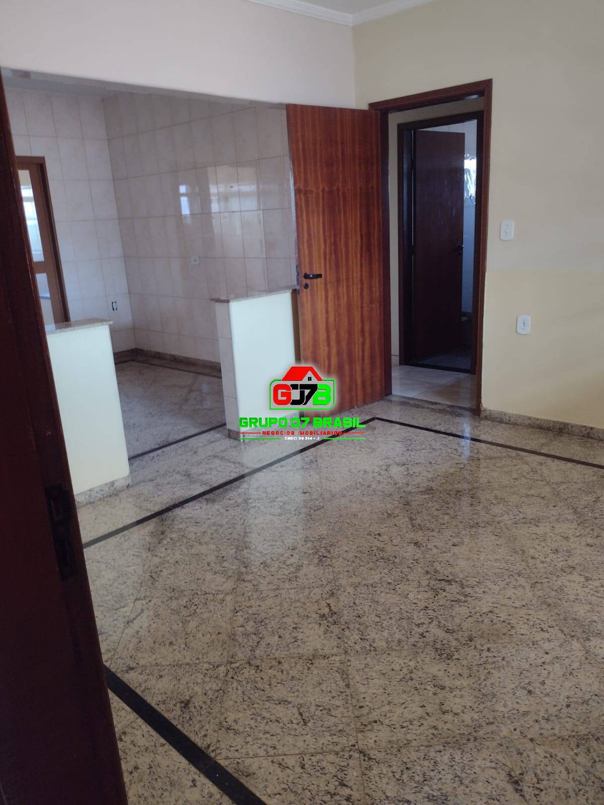 Sobrado à venda com 4 quartos, 347m² - Foto 6