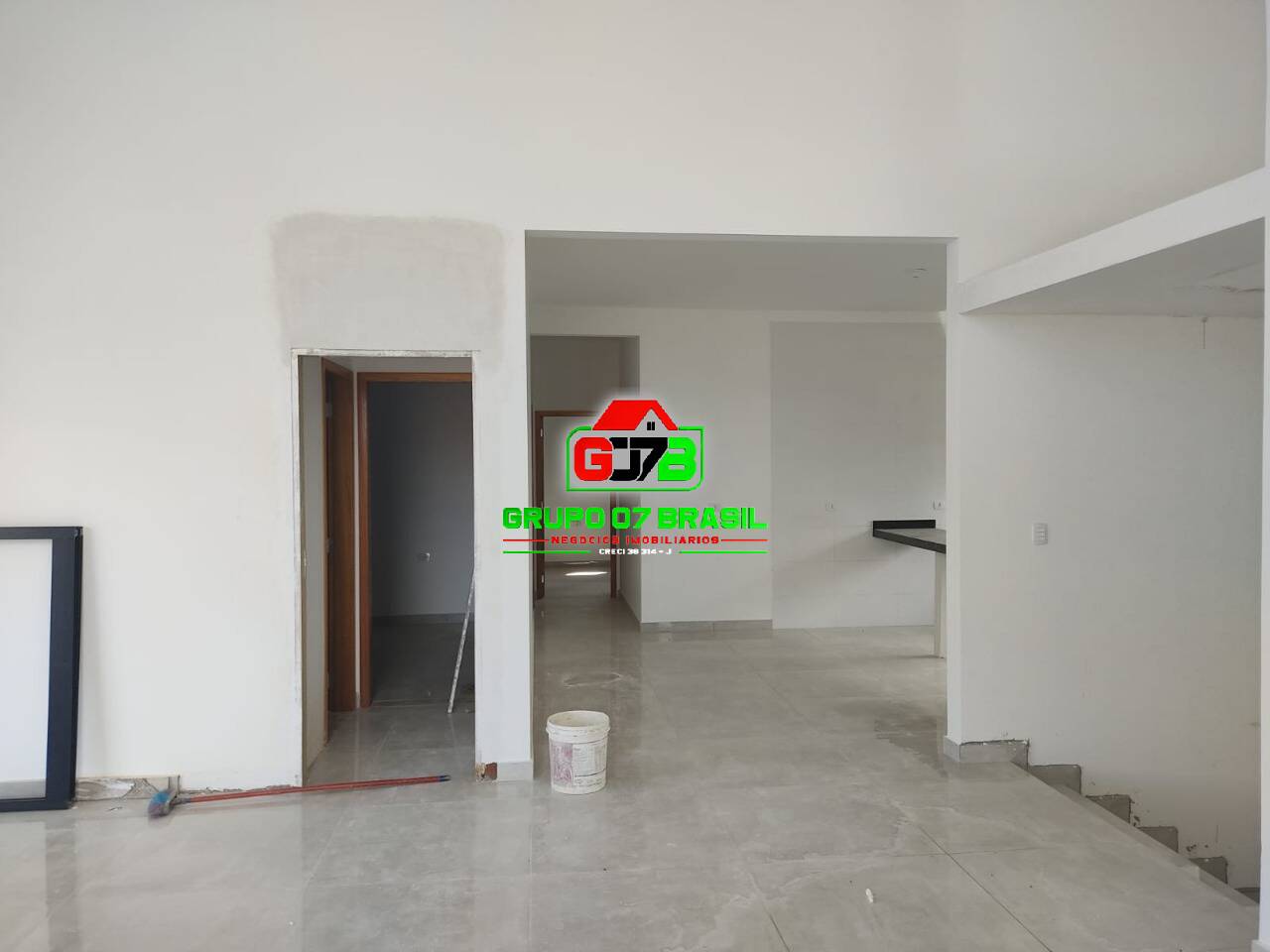 Casa à venda com 3 quartos, 329m² - Foto 6