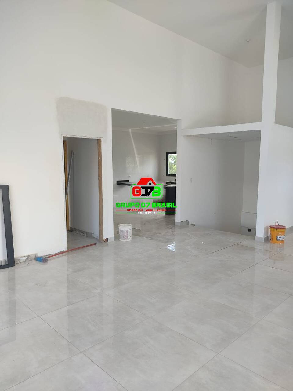 Casa à venda com 3 quartos, 329m² - Foto 8