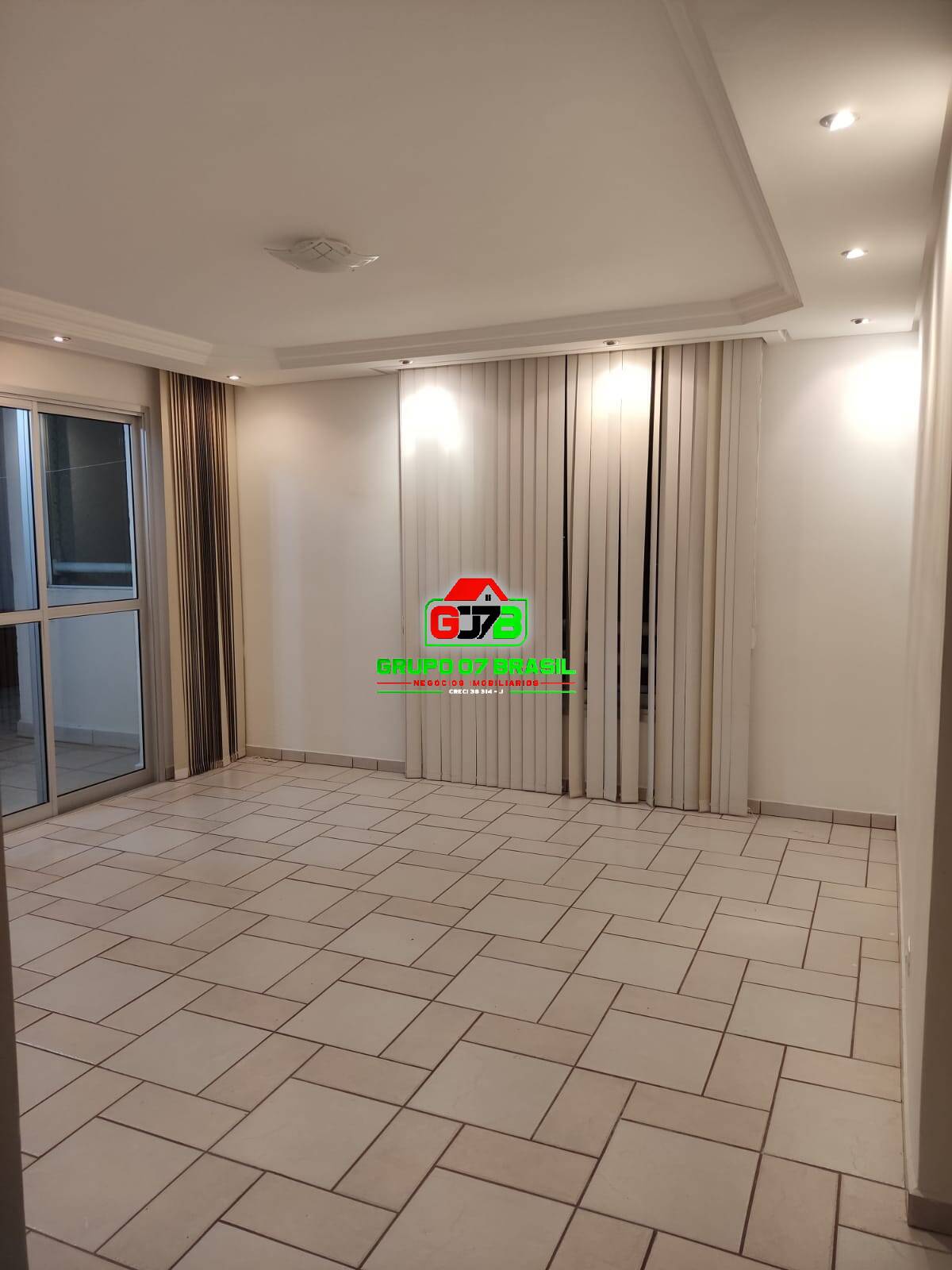 Apartamento à venda com 3 quartos, 240m² - Foto 14