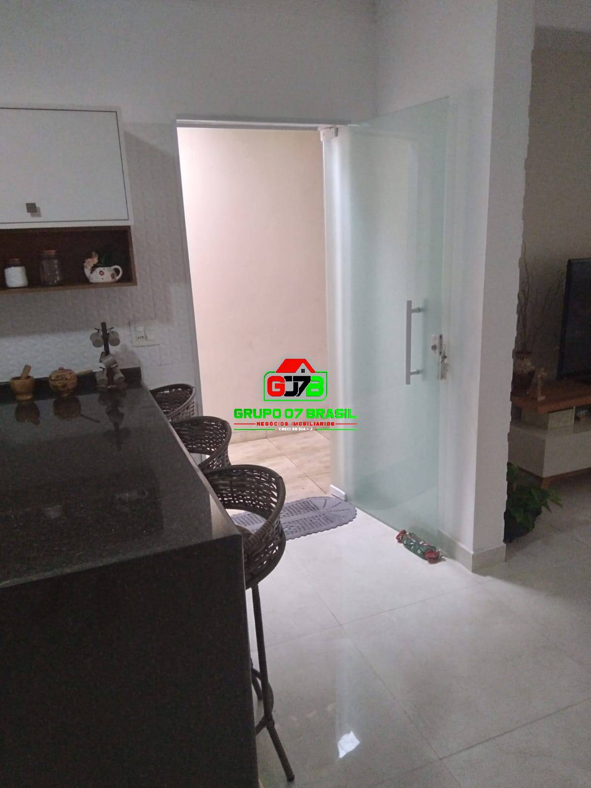 Casa à venda com 3 quartos, 120m² - Foto 13