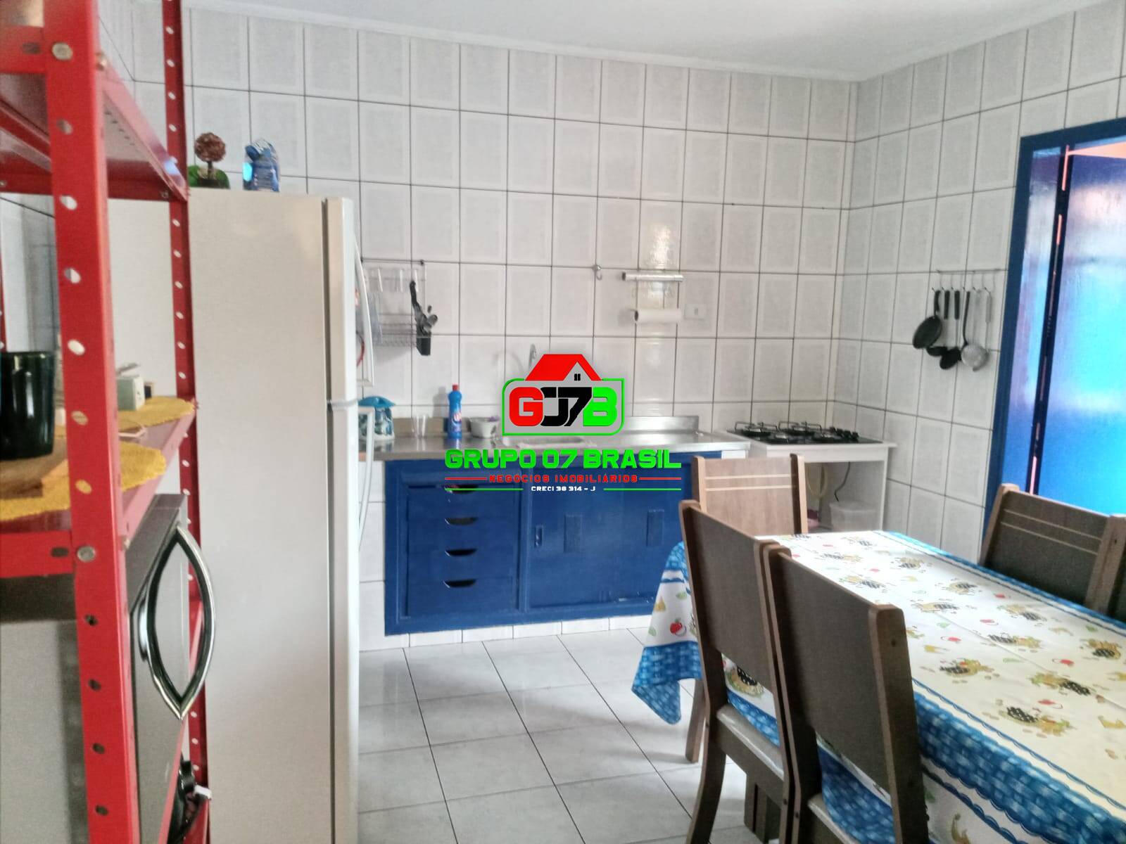 Casa à venda com 3 quartos, 140m² - Foto 4