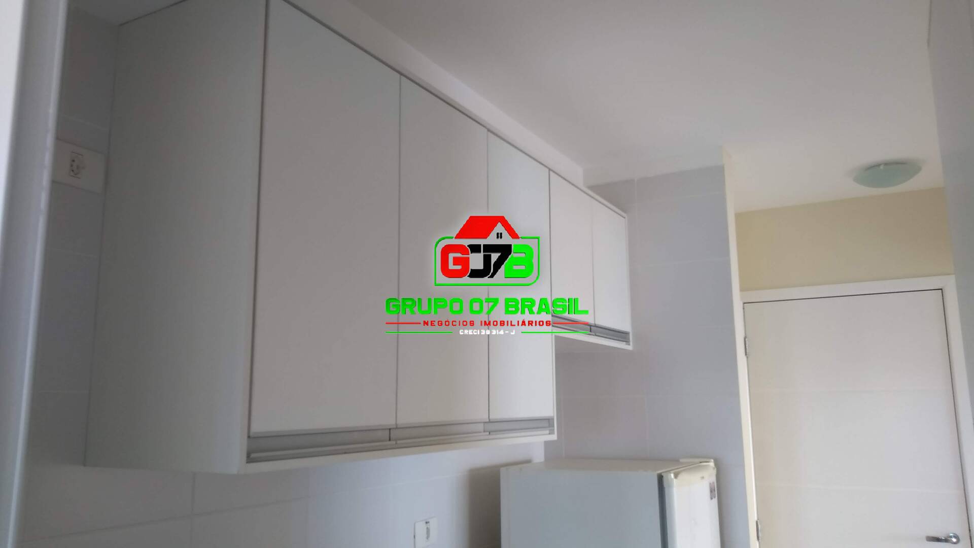 Apartamento à venda com 2 quartos, 70m² - Foto 8