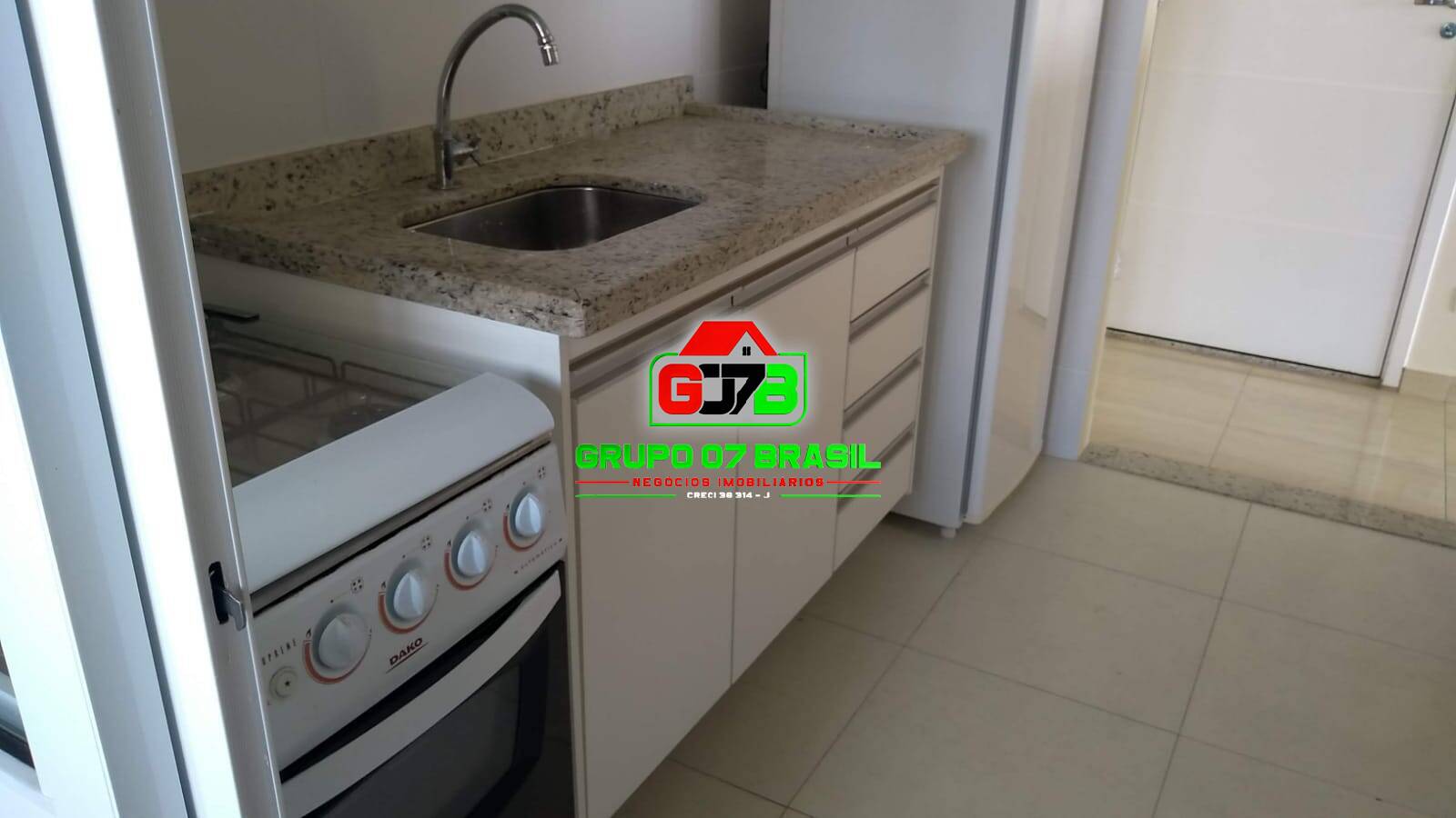 Apartamento à venda com 2 quartos, 70m² - Foto 10