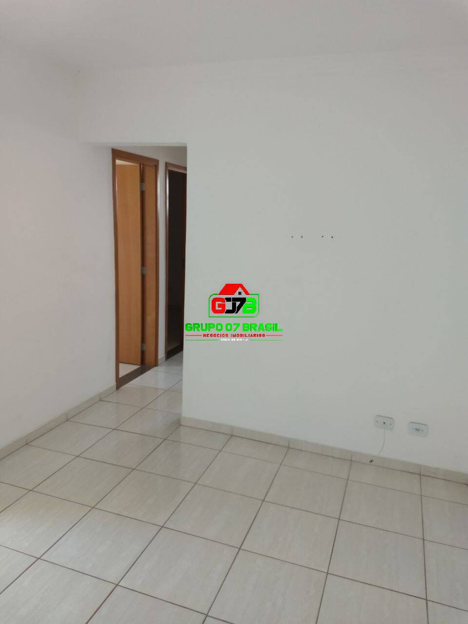 Apartamento à venda com 2 quartos, 58m² - Foto 2