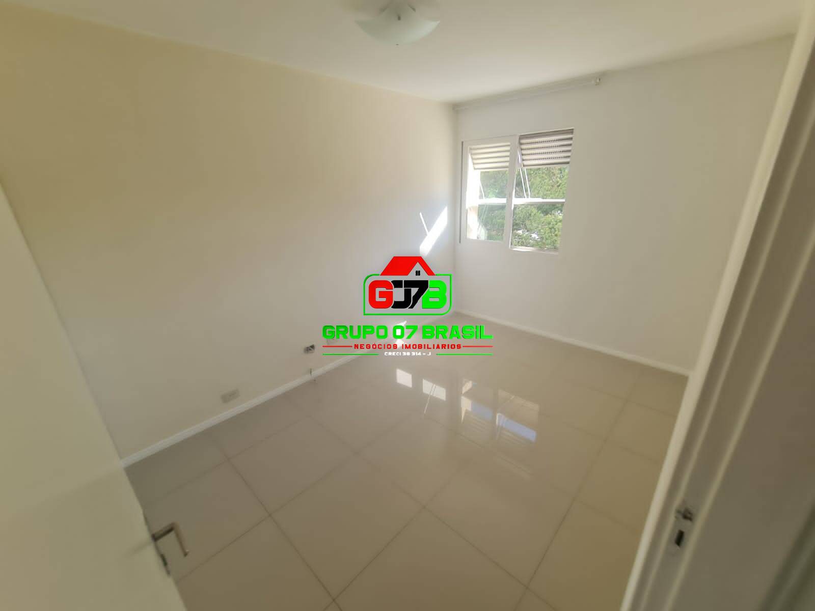 Apartamento à venda com 3 quartos, 113m² - Foto 7