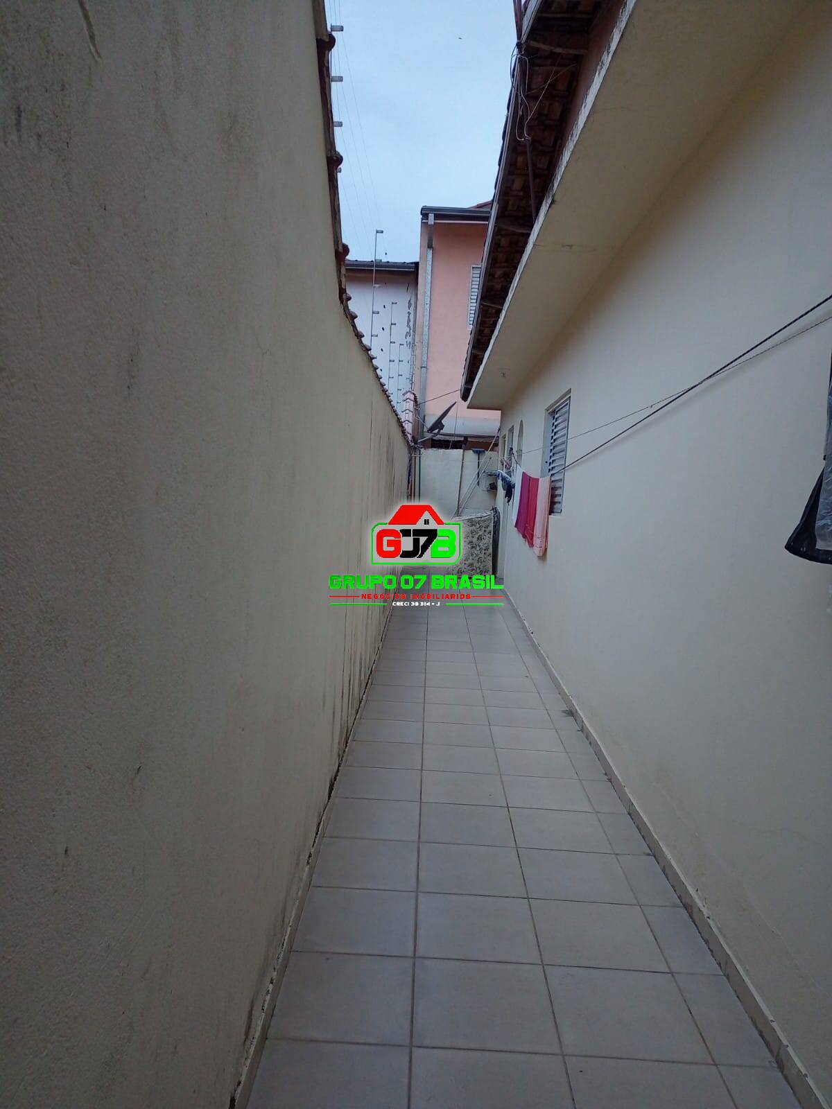 Casa à venda com 3 quartos, 200m² - Foto 12