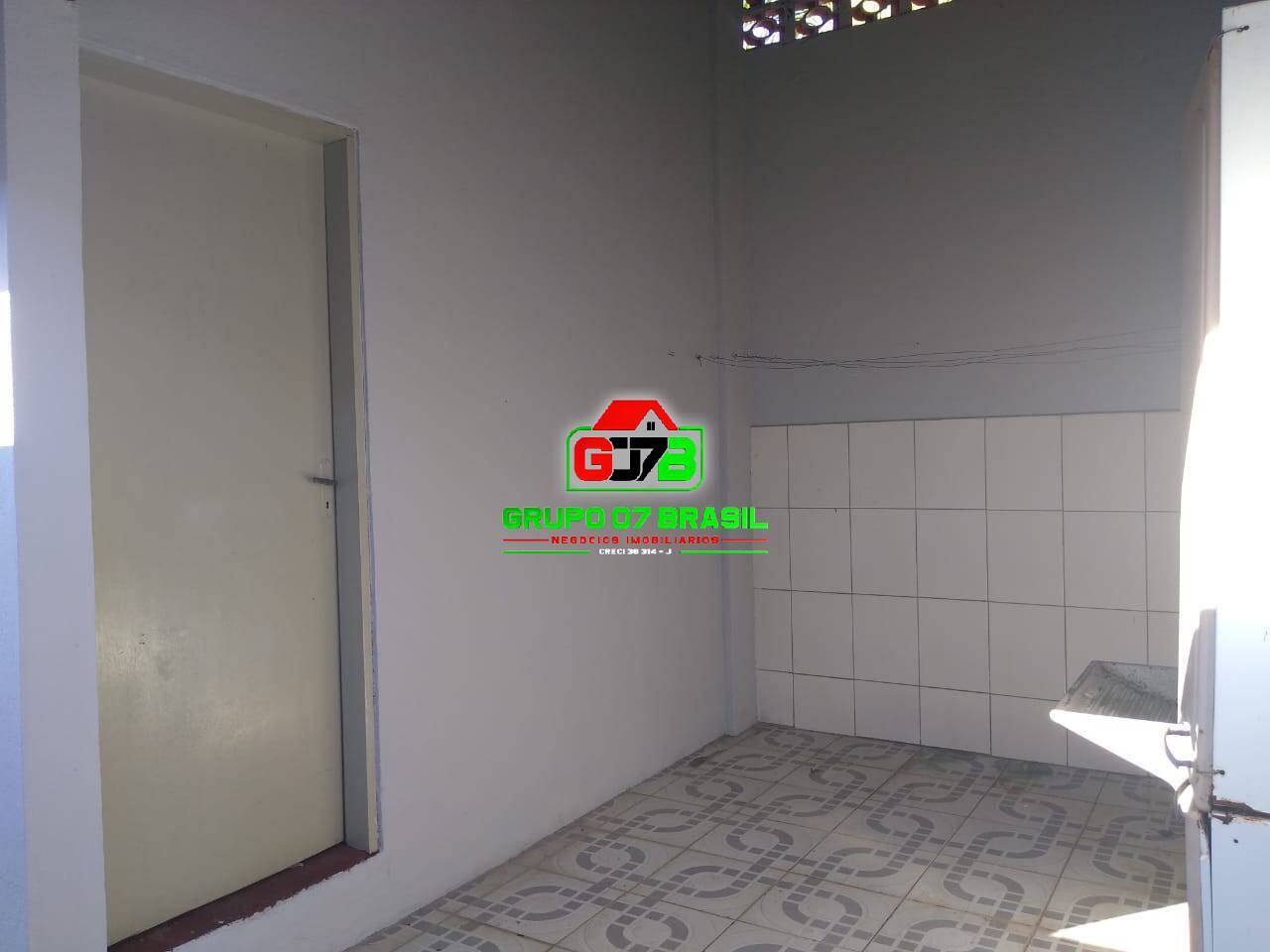 Casa à venda com 2 quartos, 250m² - Foto 17