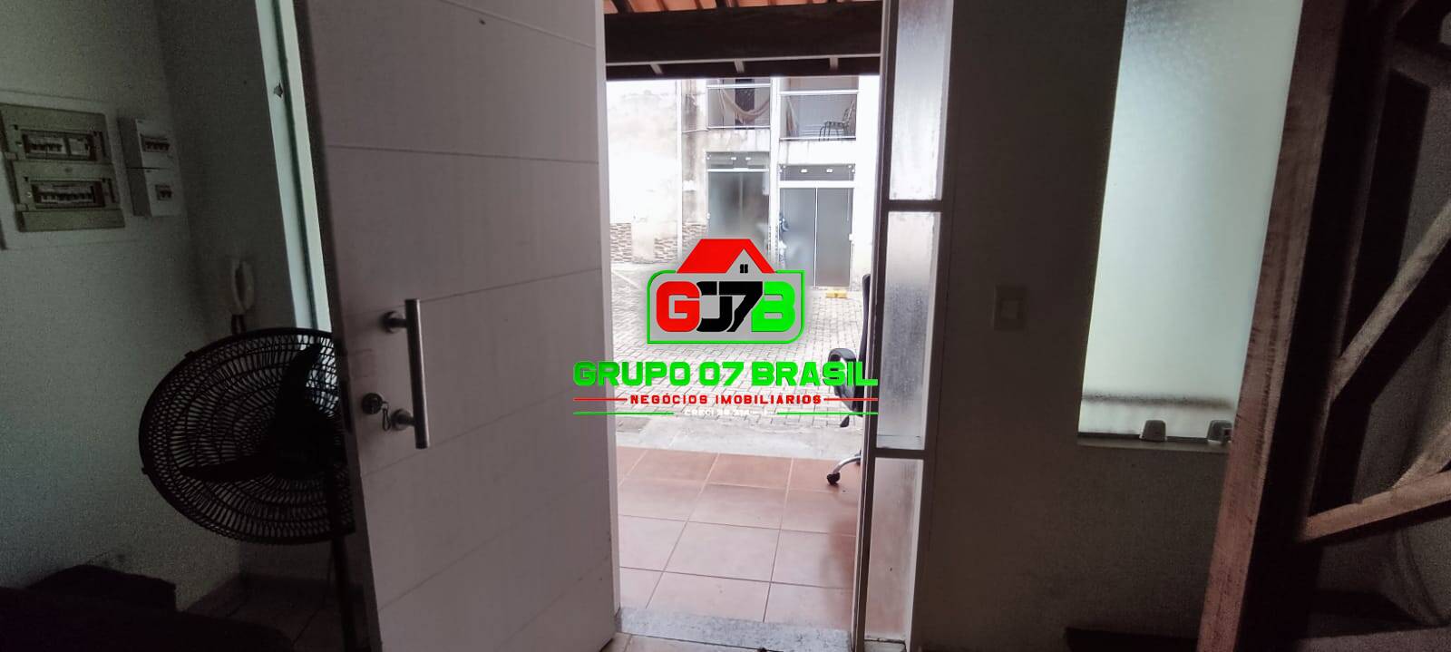 Casa à venda com 2 quartos, 78m² - Foto 13