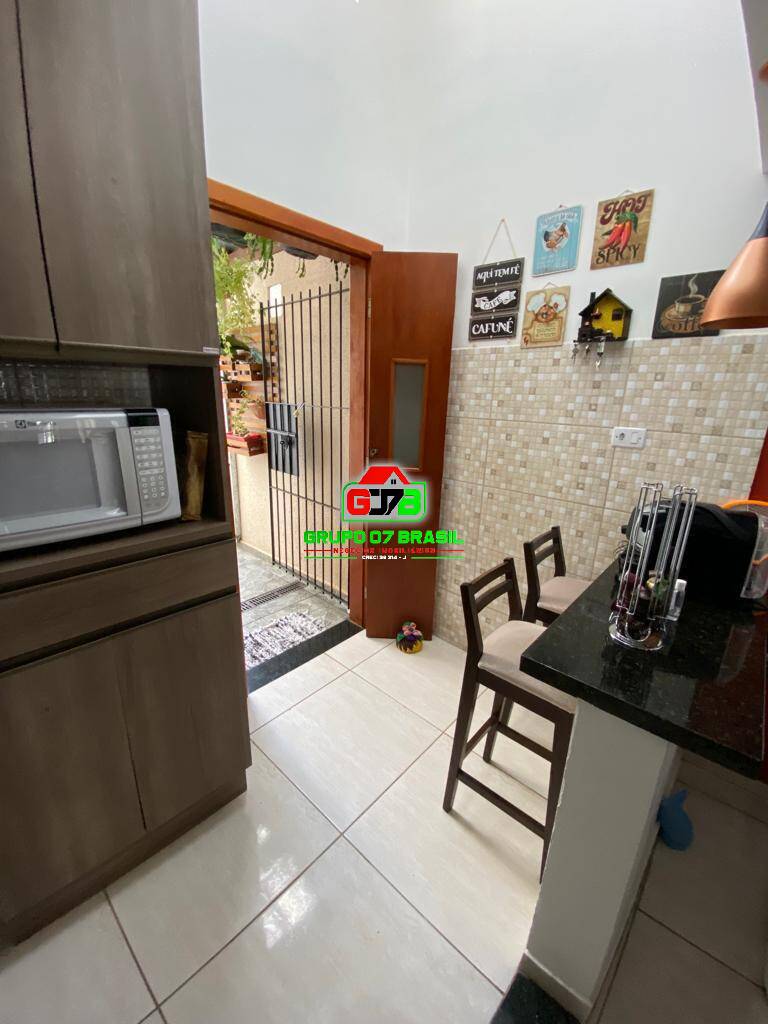 Sobrado à venda com 3 quartos, 135m² - Foto 4