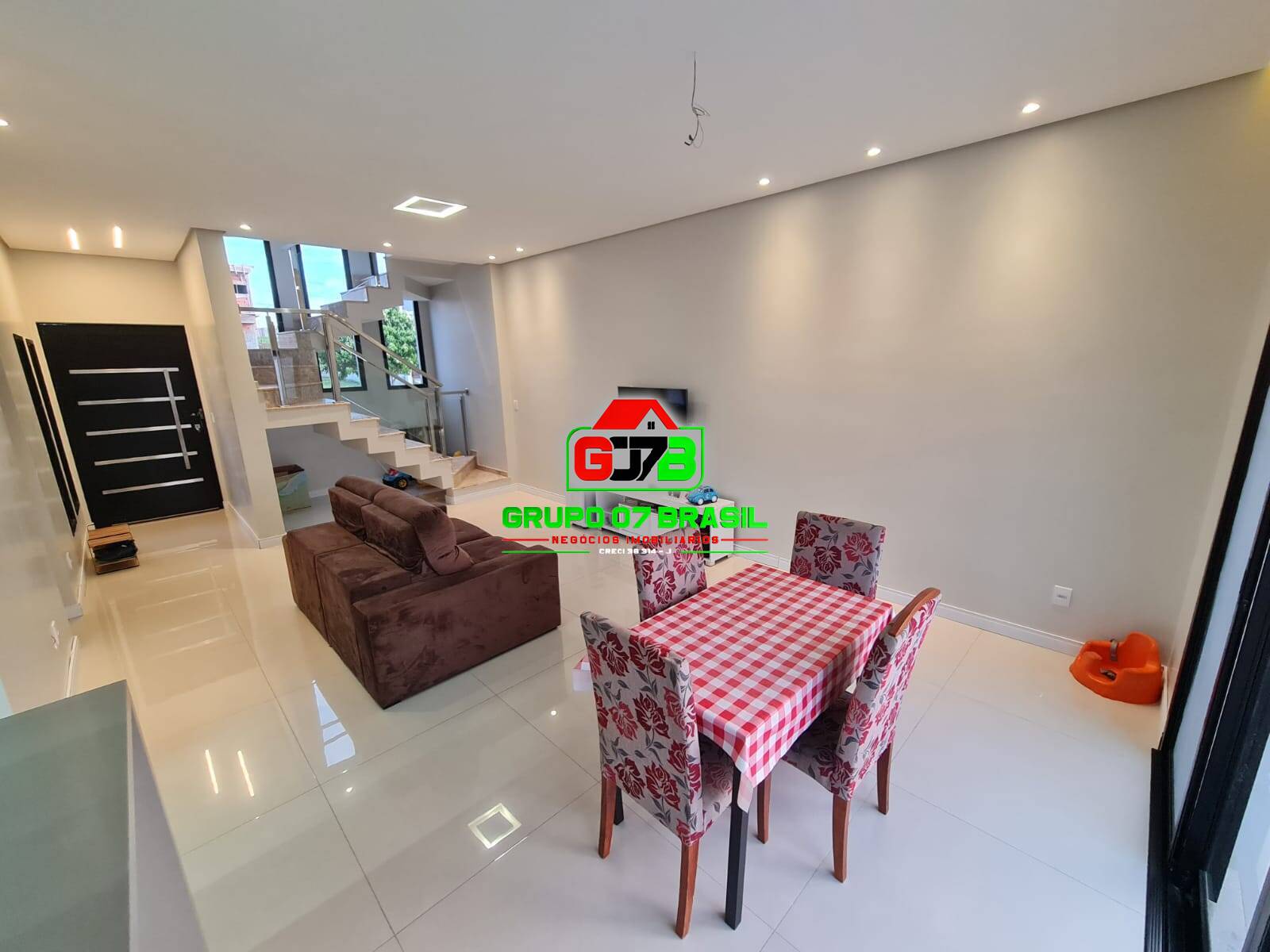 Casa à venda e aluguel com 3 quartos, 240m² - Foto 14