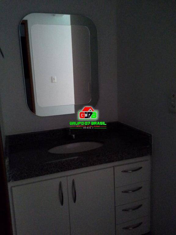 Apartamento à venda e aluguel com 2 quartos, 65m² - Foto 9