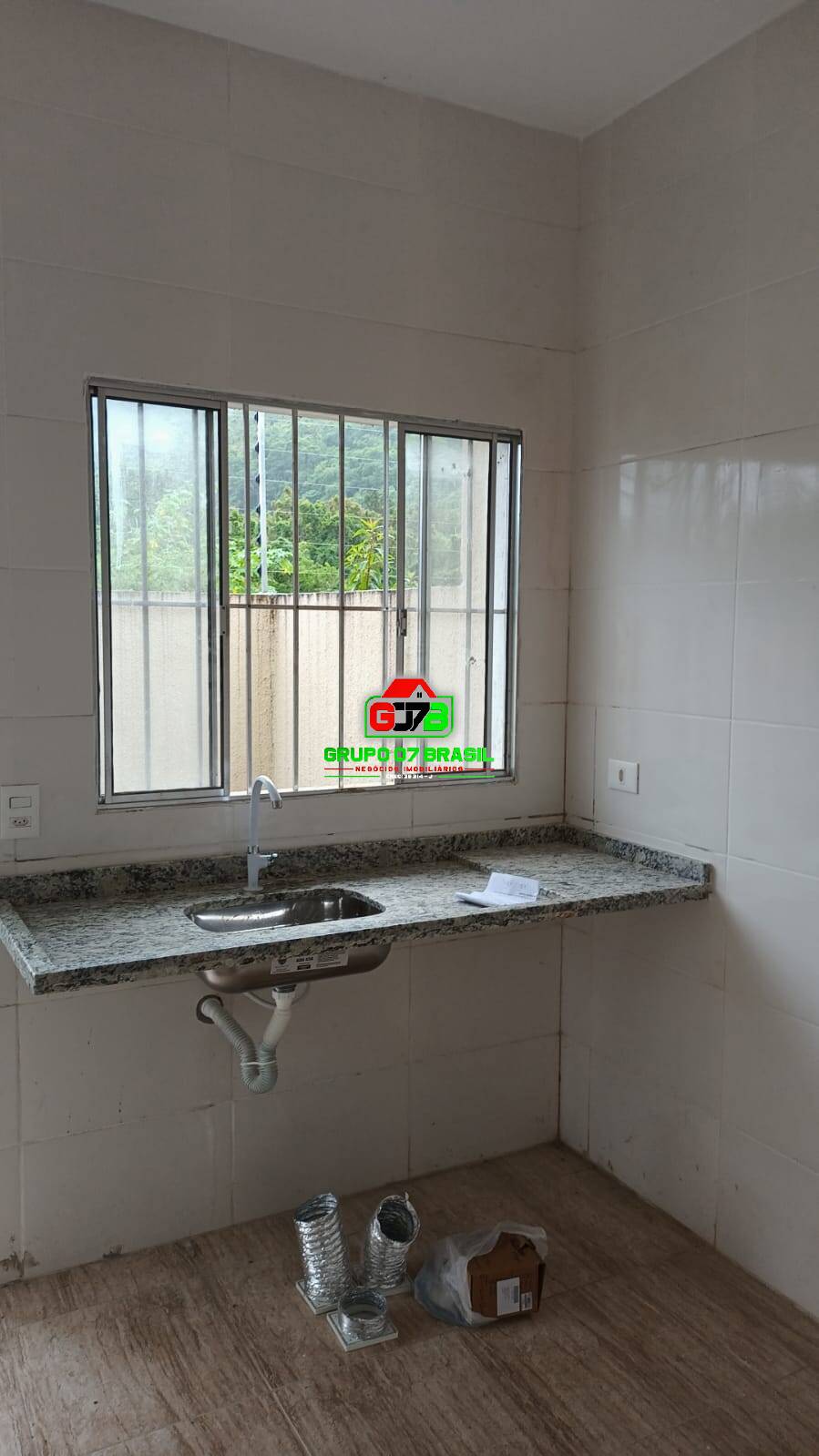 Casa de Condomínio à venda com 2 quartos, 50m² - Foto 2